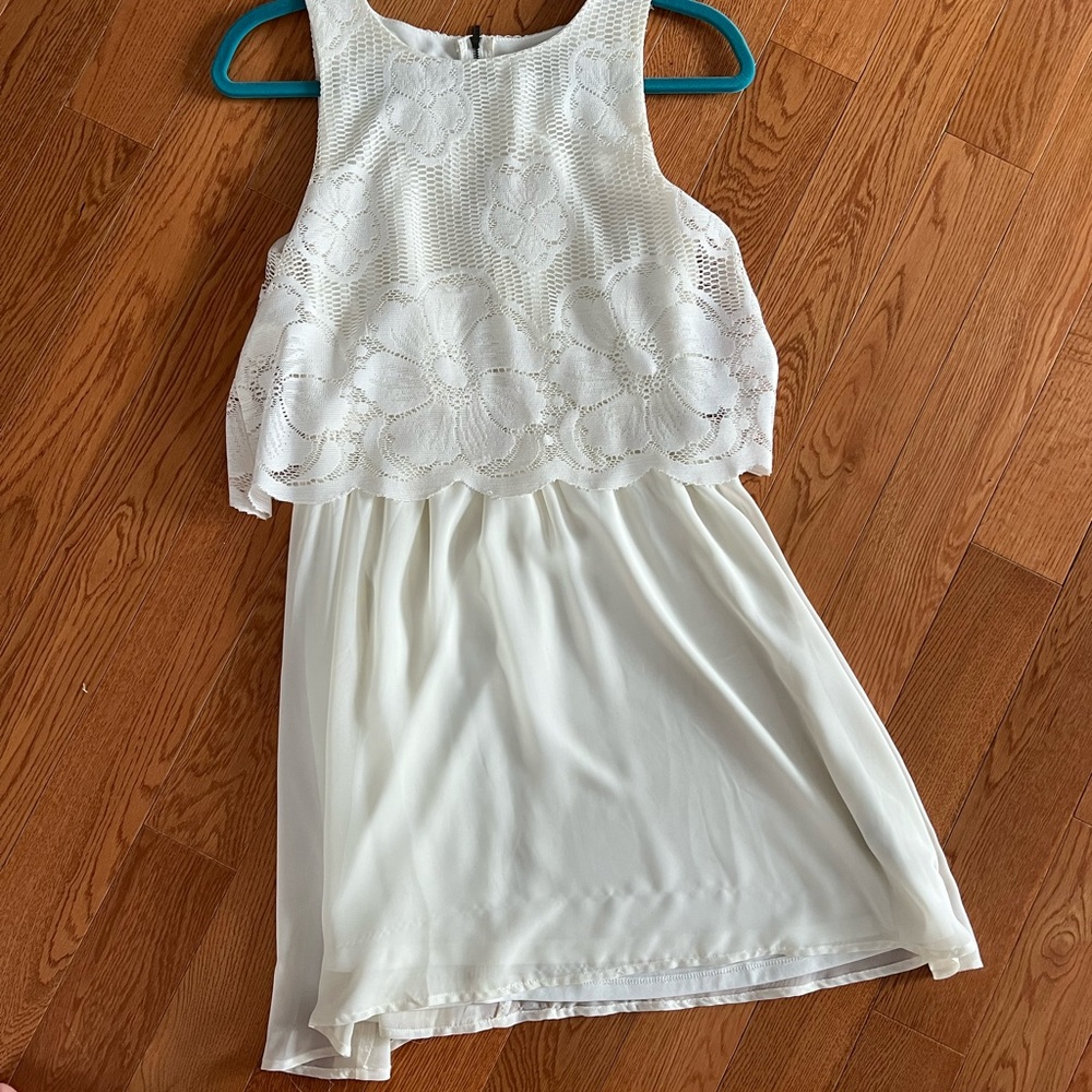 White lace dress